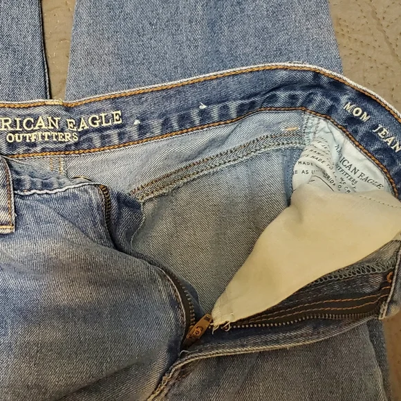 American Eagle Mom Jeans - Picture 3 of 4